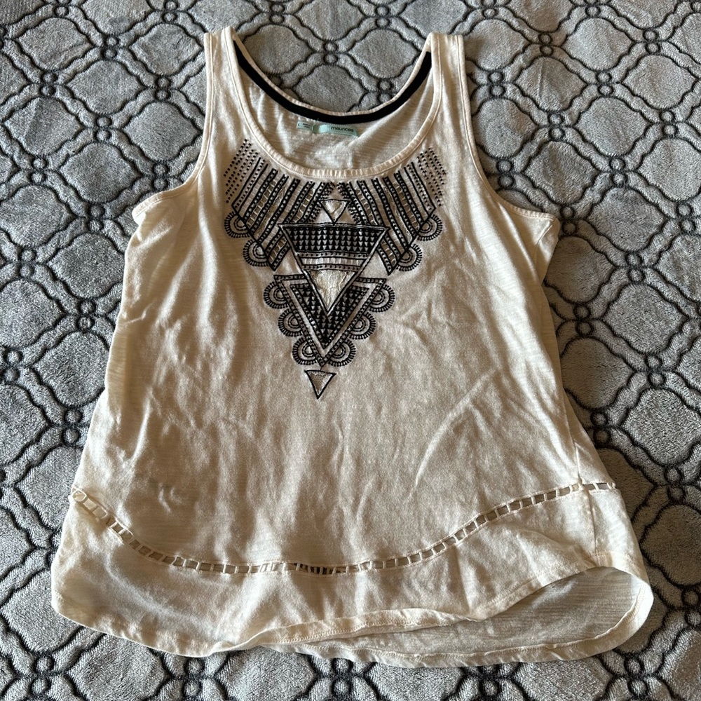Maurices Size Large Tank Top